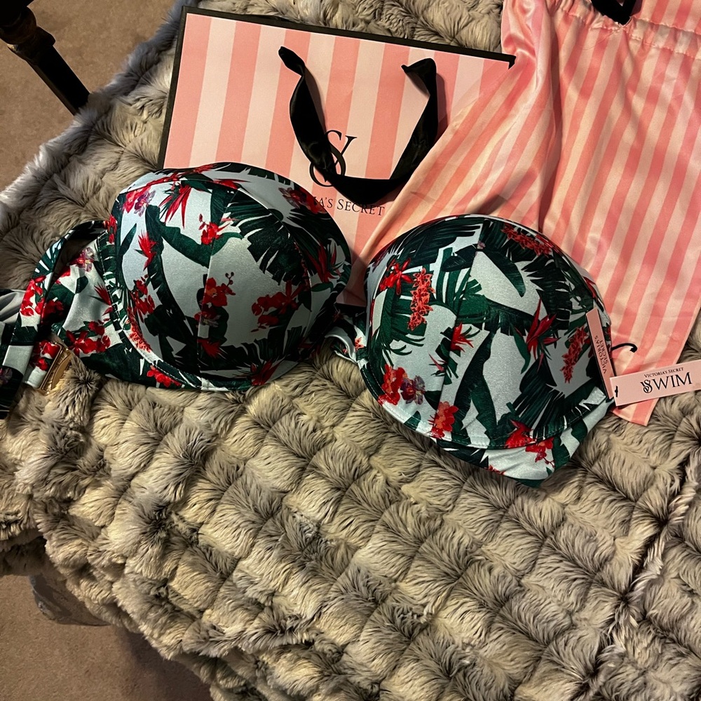 Victoria's Secret Floral Bikini Top in Green and Red